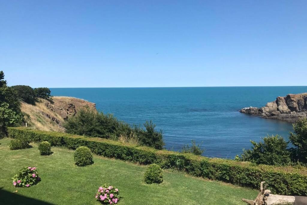 Seaview Dreamy Apartment With A Pool And Garden Sinemoretz Eksteriør bilde