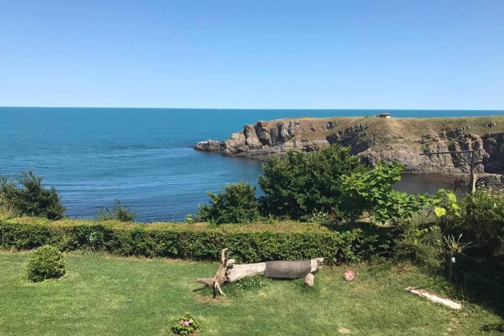 Seaview Dreamy Apartment With A Pool And Garden Sinemoretz Eksteriør bilde